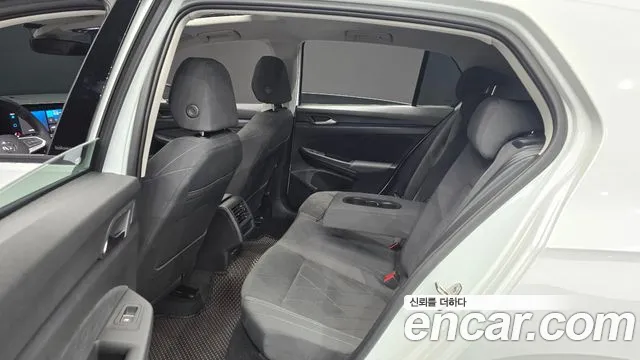 Volkswagen Golf Golf 8 поколение 2.0 TDI Prestige — Фото автомобиля 11