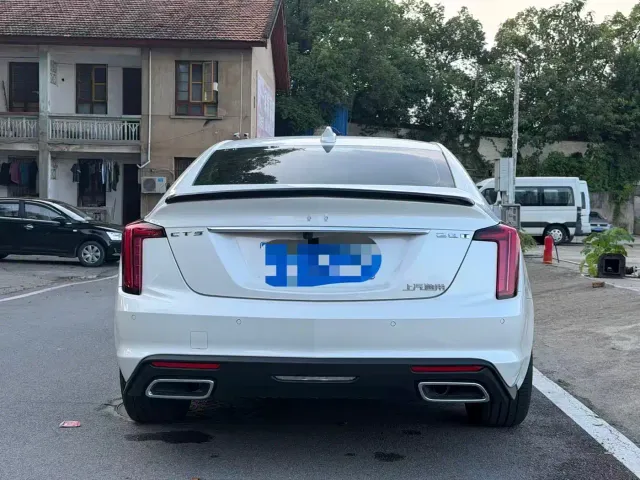 Cadillac CT5 — Фото автомобиля 8