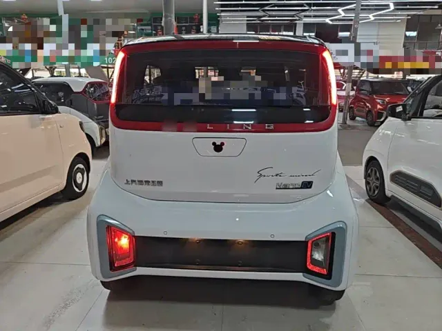 Wuling NanoEV — Фото автомобиля 5