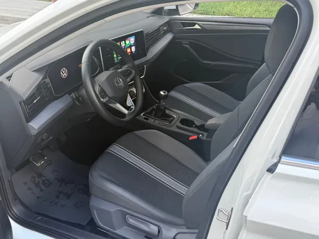 Volkswagen Sagitar — Фото автомобиля 8