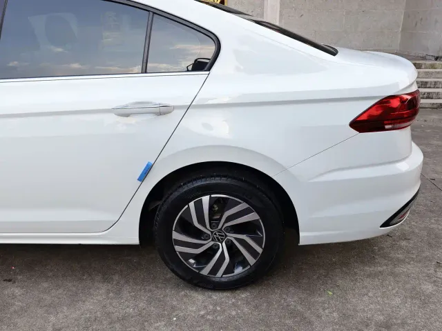 Volkswagen Bora — Фото автомобиля 23