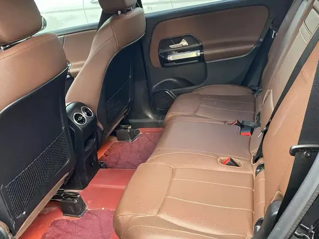 Mercedes-Benz GLB-Class — Фото автомобиля 4