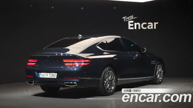 Genesis G80 Бензин 2.5 турбо 2WD — Фото автомобиля 2