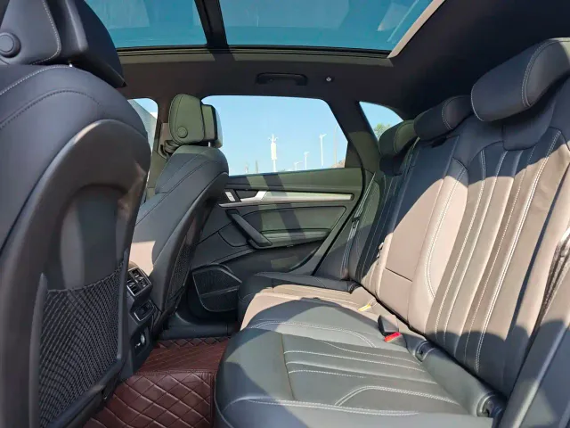 Audi Q5L — Фото автомобиля 6