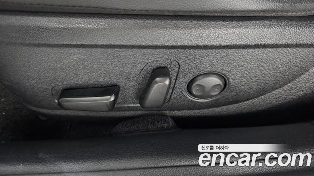 Hyundai Grandeur Premium — Фото автомобиля 25