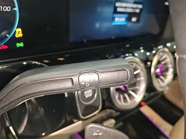 Mercedes-Benz EQA — Фото автомобиля 13