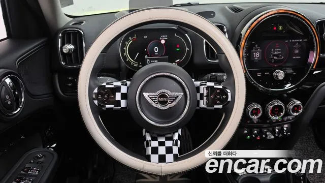 MINI Countryman — Фото автомобиля 13