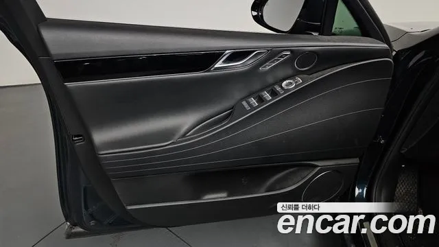 Genesis G80 Бензин 3.5 турбо AWD — Фото автомобиля 21