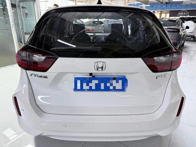 Honda Fit — Фото автомобиля 17