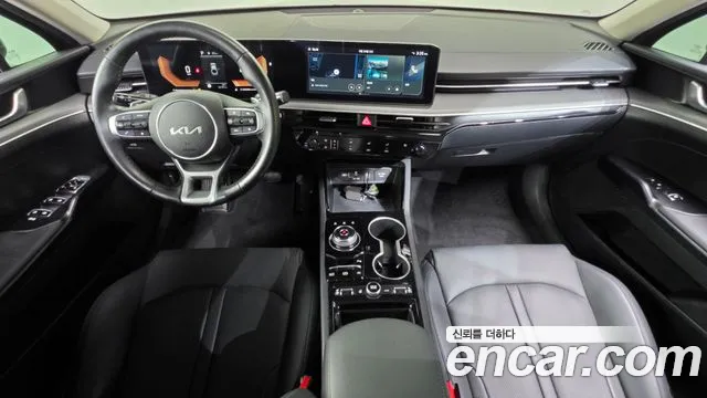 Kia K5 Новый K5 3 поколение 2.0 LPi(Для проката) — Фото автомобиля 7