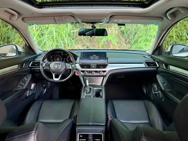 Honda Accord — Фото автомобиля 9