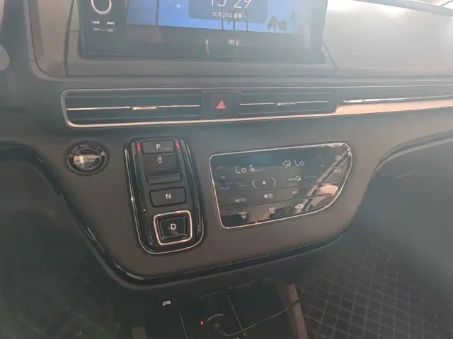 Honda Odyssey — Фото автомобиля 13