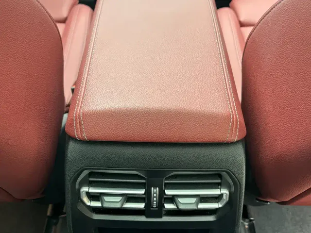 BMW i3 — Фото автомобиля 16