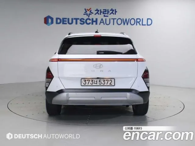 Hyundai Kona — Фото автомобиля 5