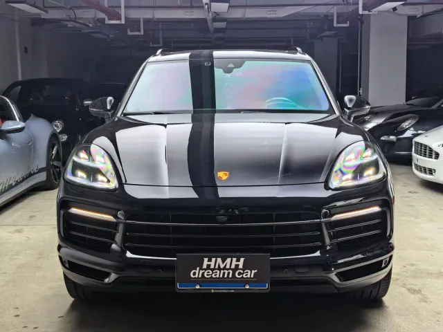 Porsche Cayenne — Фото автомобиля 2