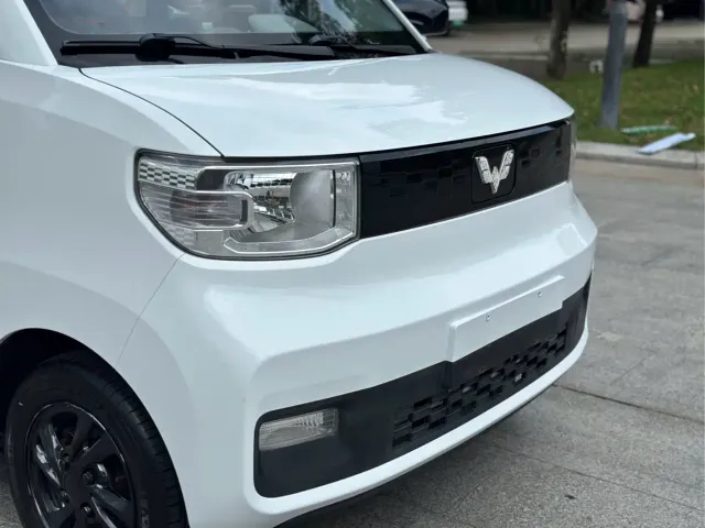 Wuling Hongguang Mini EV — Фото автомобиля 9