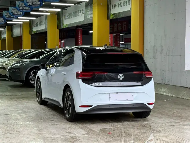 Volkswagen ID.3 — Фото автомобиля 5