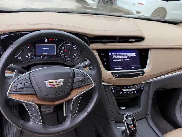 Cadillac XT5 — Фото автомобиля 6