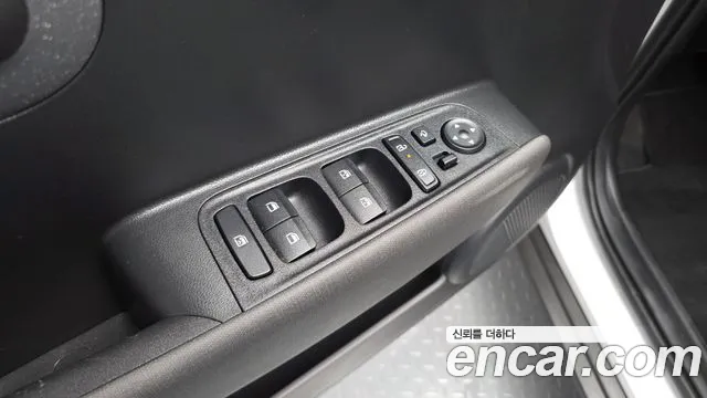 Hyundai Casper Electric — Фото автомобиля 28
