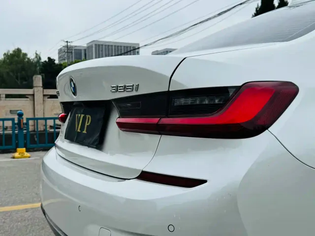 BMW 3 Series — Фото автомобиля 18