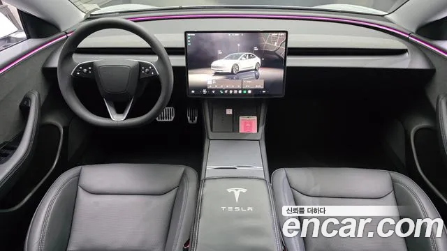 Tesla Model 3 — Фото автомобиля 10