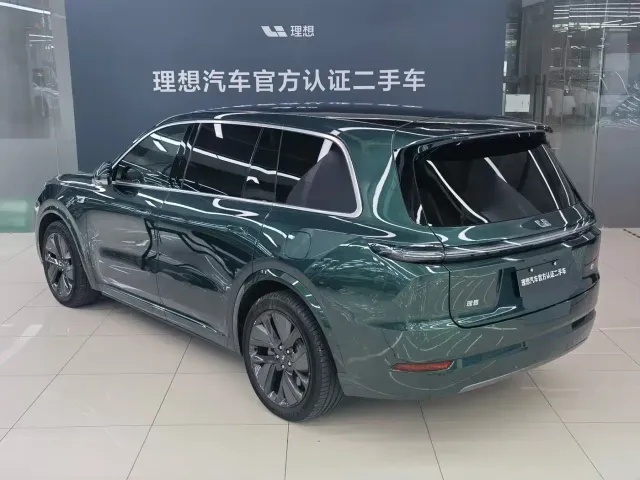 Li Auto L9 — Фото автомобиля 7