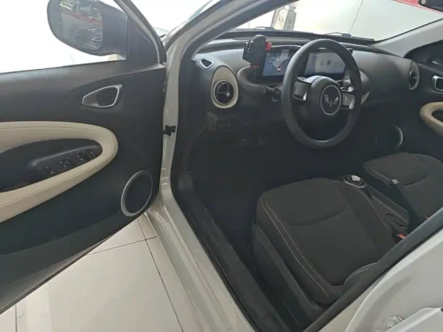 Wuling Bingo — Фото автомобиля 15