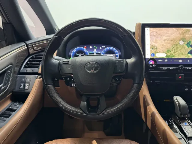Toyota Alphard — Фото автомобиля 16