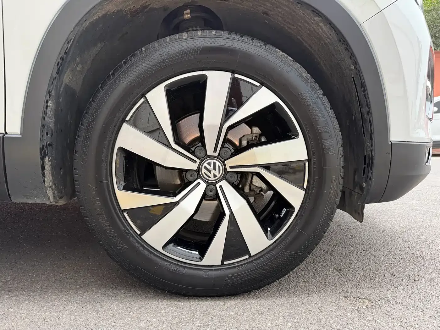 Volkswagen Tayron 2022 280TSI 2WD Luxury Smart Connect Edition — Фото автомобиля 21