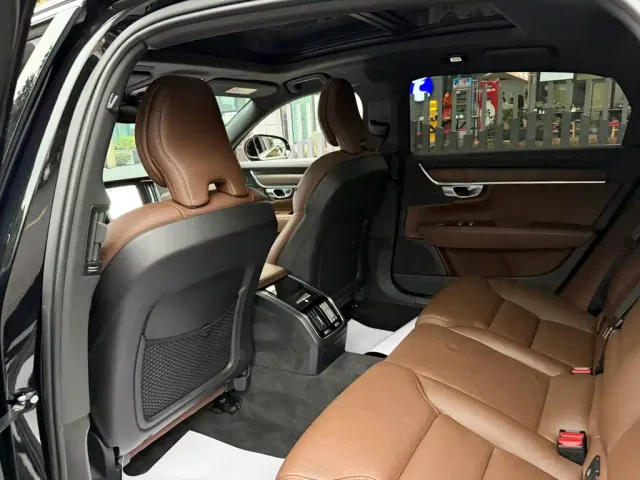 Volvo S90 — Фото автомобиля 11