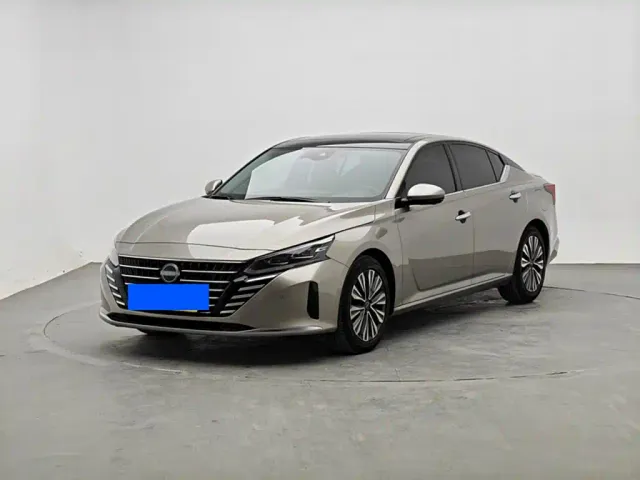 Фотография автомобиля — Nissan Teana