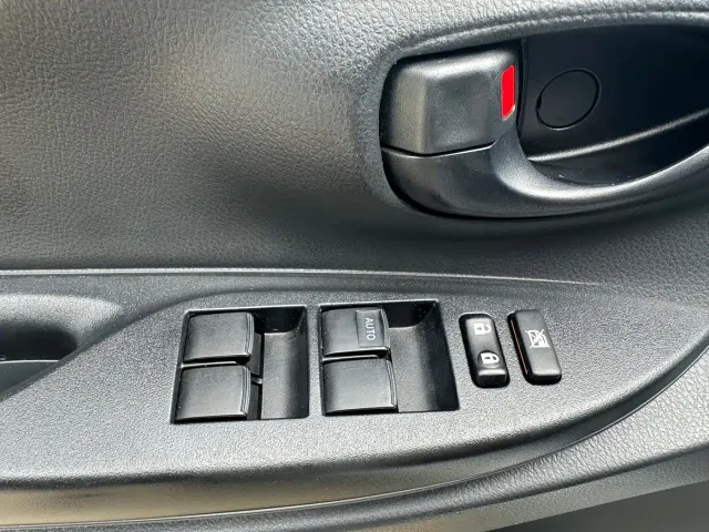 Toyota YARiS L Zhi Xuan — Фото автомобиля 4