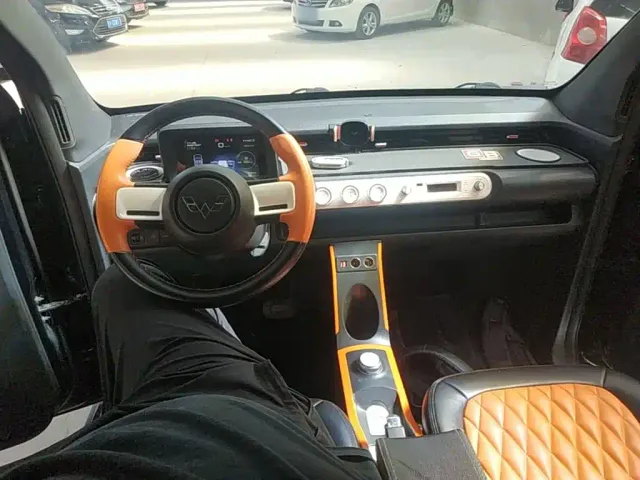 Wuling Hongguang Mini EV — Фото автомобиля 9