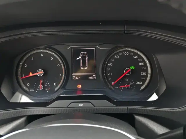 Volkswagen Tharu — Фото автомобиля 14