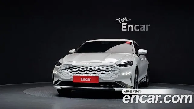 Kia K8 Hybrid — Фото автомобиля 3