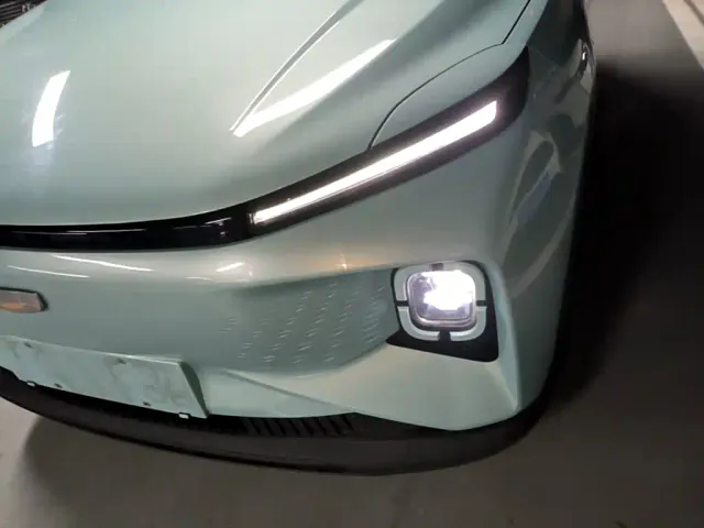 Geely Geometry E Firefly — Фото автомобиля 23