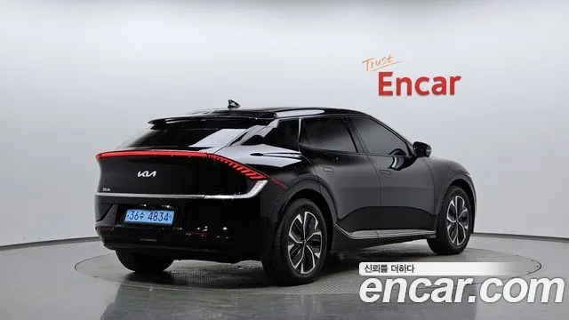 Фотография автомобиля — Kia EV6
