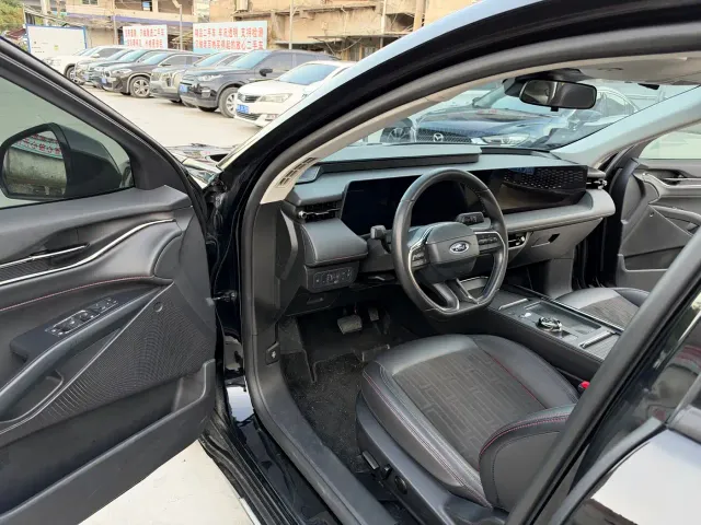 Ford Mondeo — Фото автомобиля 7