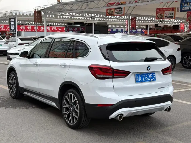 BMW X1 — Фото автомобиля 7