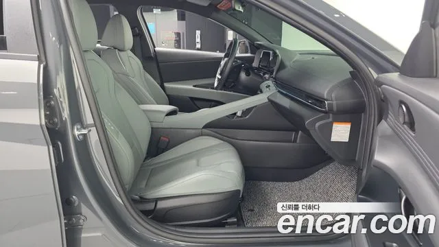 Hyundai Avante CN7 — Фото автомобиля 11