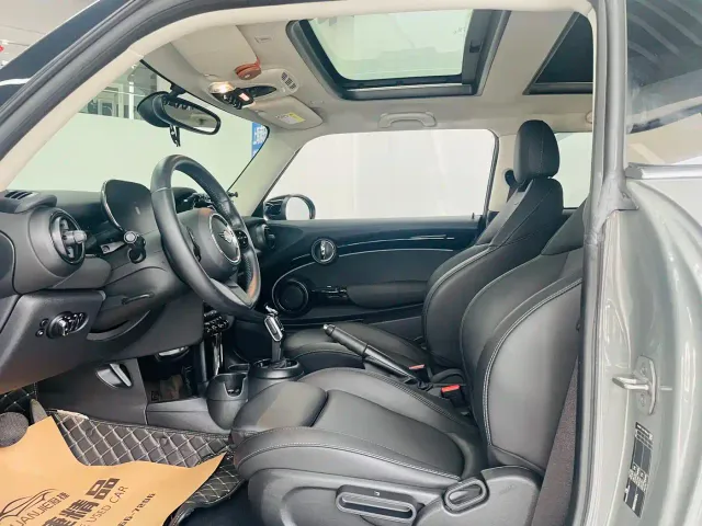 MINI Hatch — Фото автомобиля 7