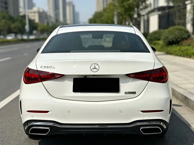 Mercedes-Benz C-Class — Фото автомобиля 5