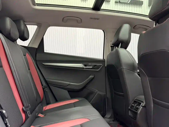 Skoda Karoq — Фото автомобиля 12