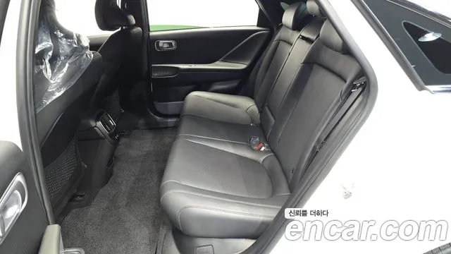 Hyundai Ioniq 6 — Фото автомобиля 11