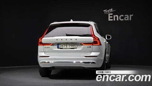Вольво XC60 — Фото автомобиля 4