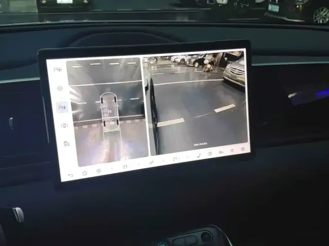 BYD Hai Shi 05 EV 2025 520KM Flagship Smart Navigation Edition — Фото автомобиля 12