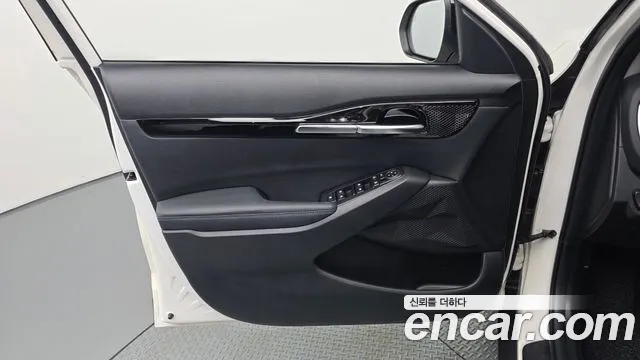 Kia Seltos New — Фото автомобиля 13