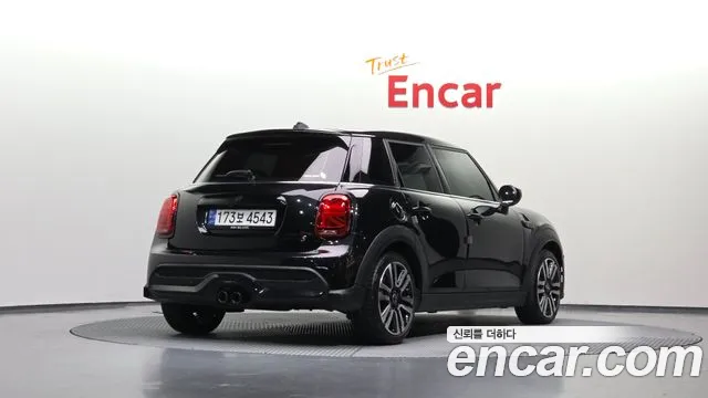 MINI Cooper — Фото автомобиля 2