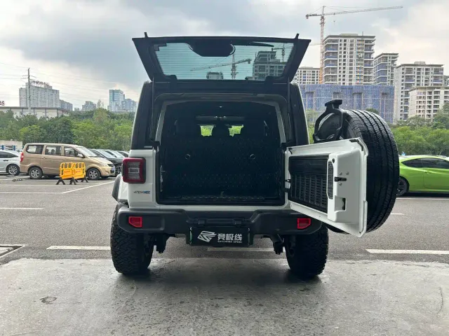 Jeep Wrangler 4xe — Фото автомобиля 15