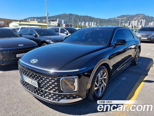 Hyundai Grandeur GN7 — Фото автомобиля 3